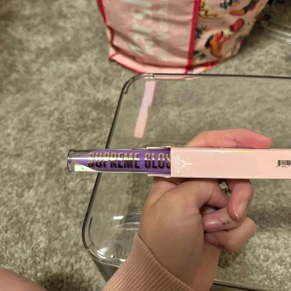 Frosting for dinner Jeffree Star Supreme Gloss - NWT - Neon Lavender - 1 AVA. - Picture 5 of 8